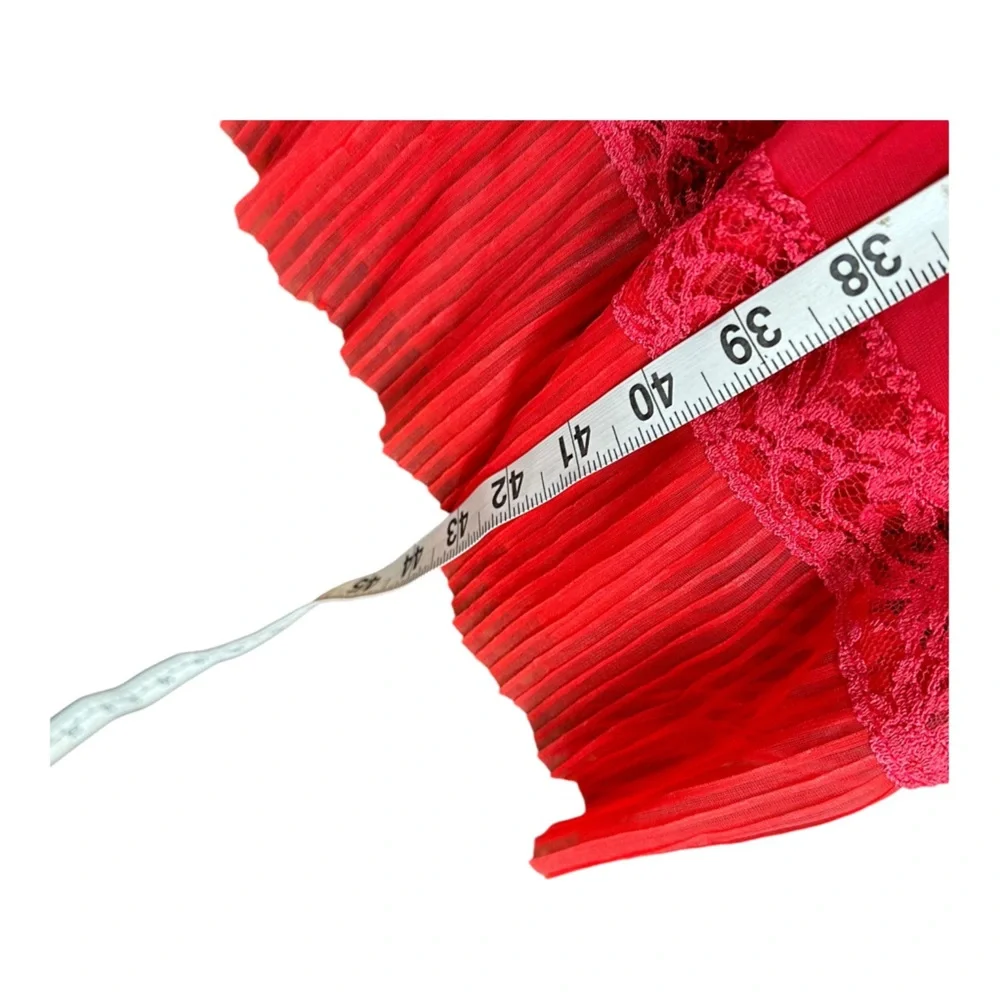 Countess 34 Vintage Red Lace Slip Lingerie Nightgown Nightie Sexy 70s 80s
